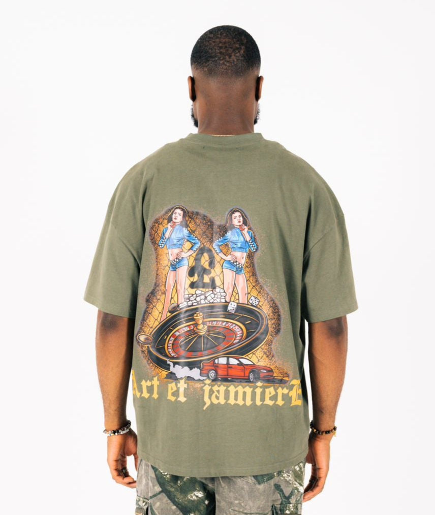 Cercle De La Vie Tee in (Olive)