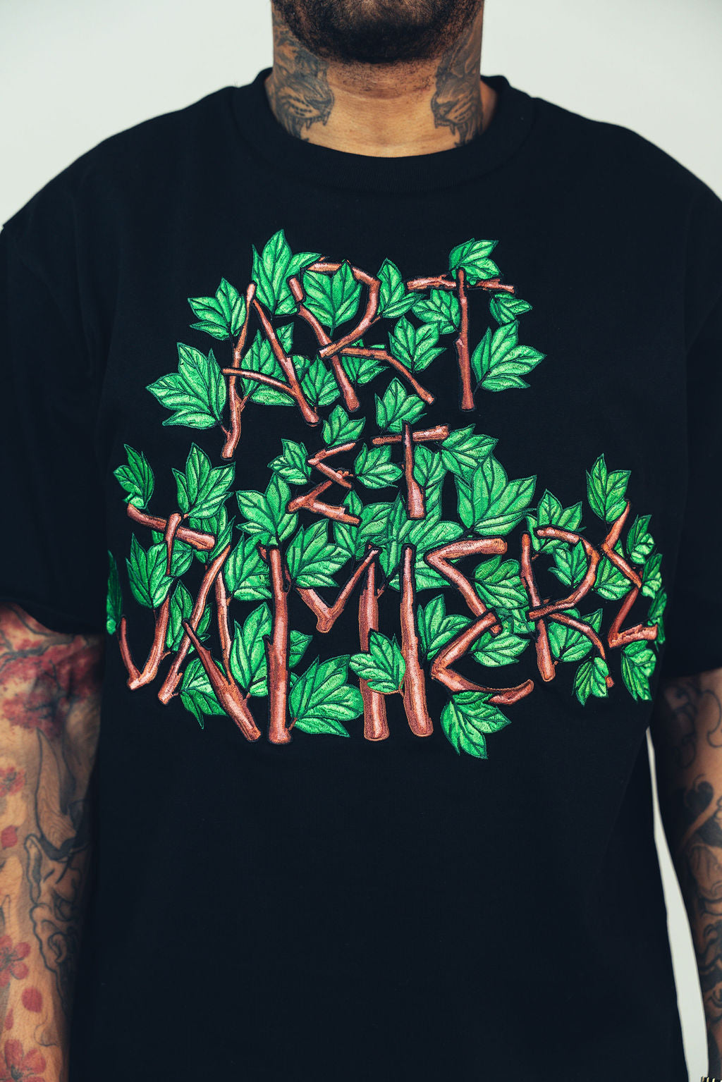 ROOTED TEE